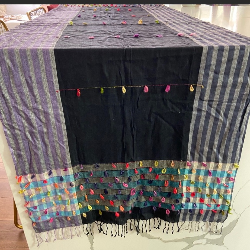 Scarf Or Table Runner. - image 1